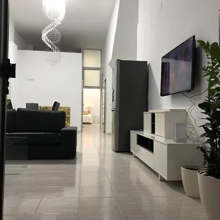 Vive Con Estilo Y Luz En Rayito De Sol Apartment